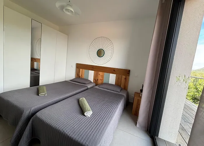 Feriehus Santa Porto-Vecchio (Corsica)