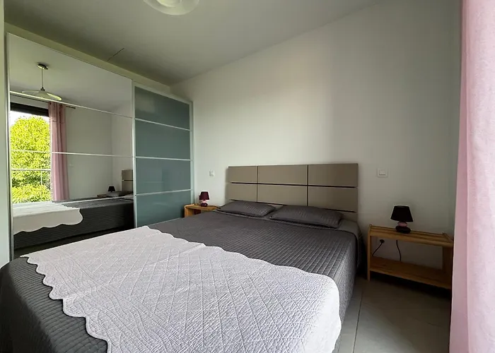 Feriehus Santa Porto-Vecchio (Corsica)